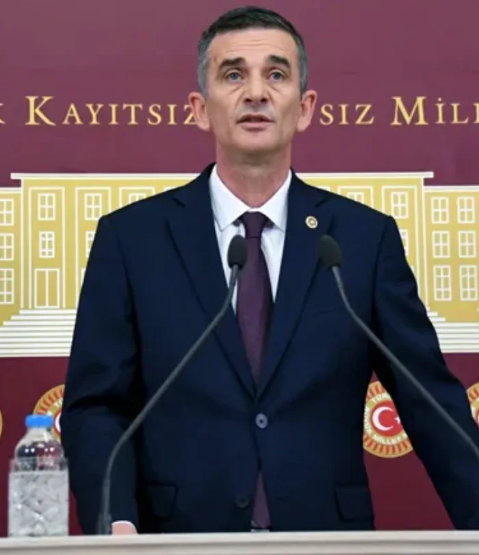 AK Parti'ye geçeceği konuşuluyordu: Ümit Dikbayır, Cumhurbaşkanı Erdoğan'ın yaptığı teklifi açıkladı