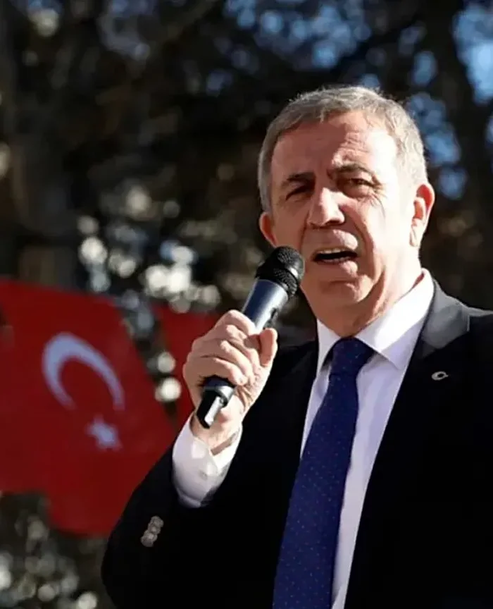 Mansur Yavaş cephesinden CHP Sözcüsü Sarı'ya yanıt: Siyasi geleceğine ilişkin görüşme yapılmadı
