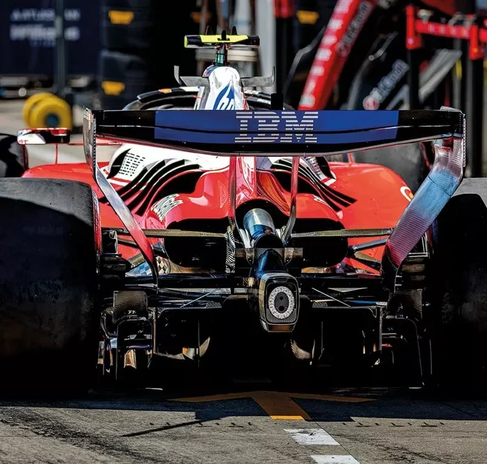 Ferrari’nin yeni güç ünitesi için hedef 15 beygir