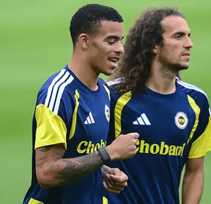 UEFA, Fenerbahçe ve iki oyunucusu hakkında disiplin süreci başlattı