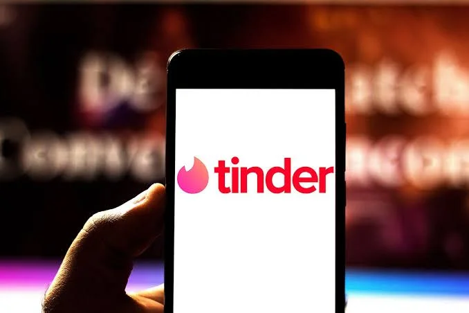 NATO üssünde "Tinder aşkı" krizi