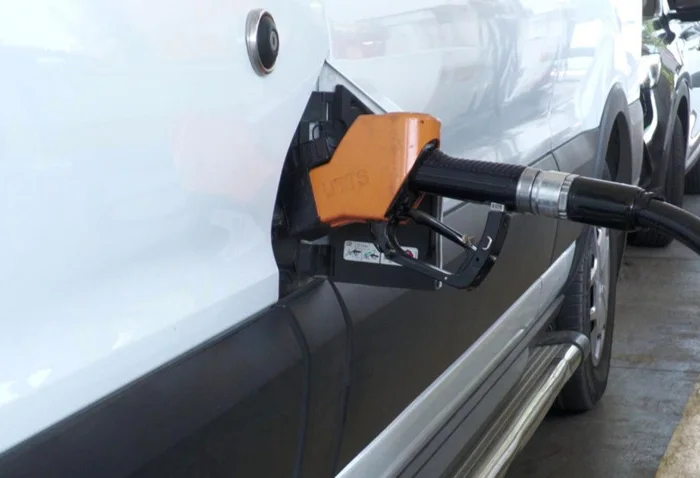 Zam kesinleşti: Motorin 100 lirayı aşıyor