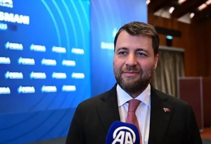 Tera ve Pusula yöneticileri gözaltına alındı