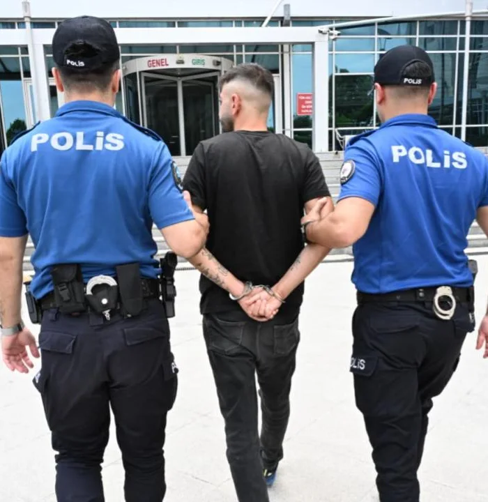 FETÖ'nün 'izdivaç' ayağına operasyon: 8 ilde 9 gözaltı