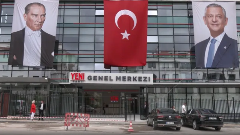 AYM'den Yeni Parti'ye bir ay süre