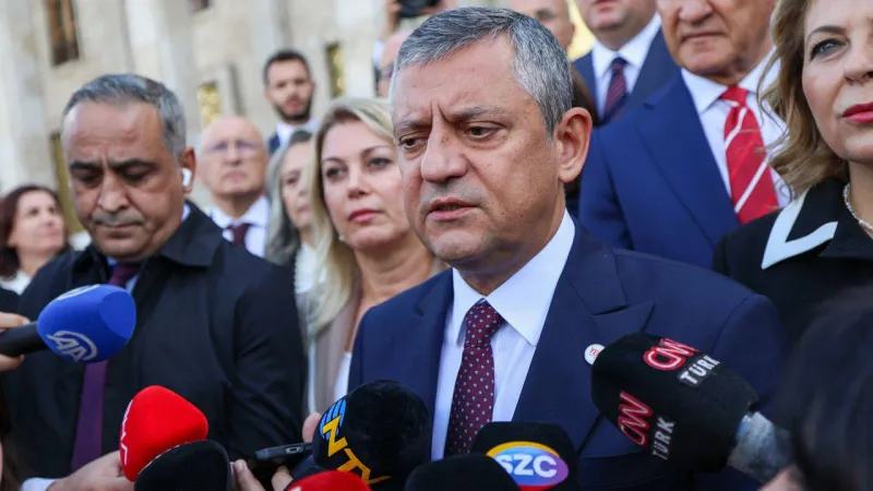 Özgür Özel'den, Erdoğan'a Fon Çıkışı: Ya İstifa Ya Sandık