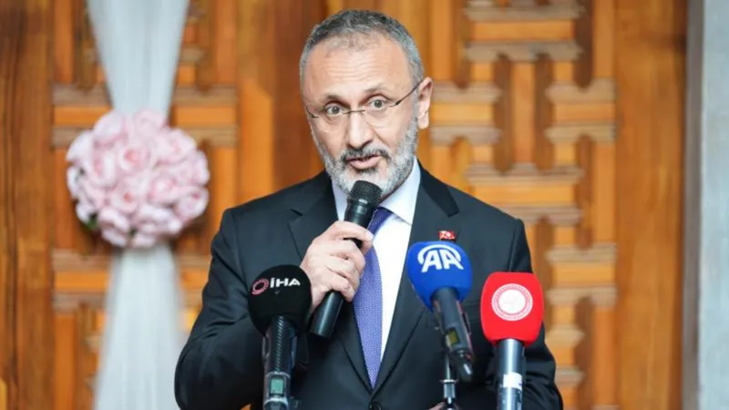 Eyüpsultan Belediye Başkanı Mithat Bülent Özmen gözaltına alındı