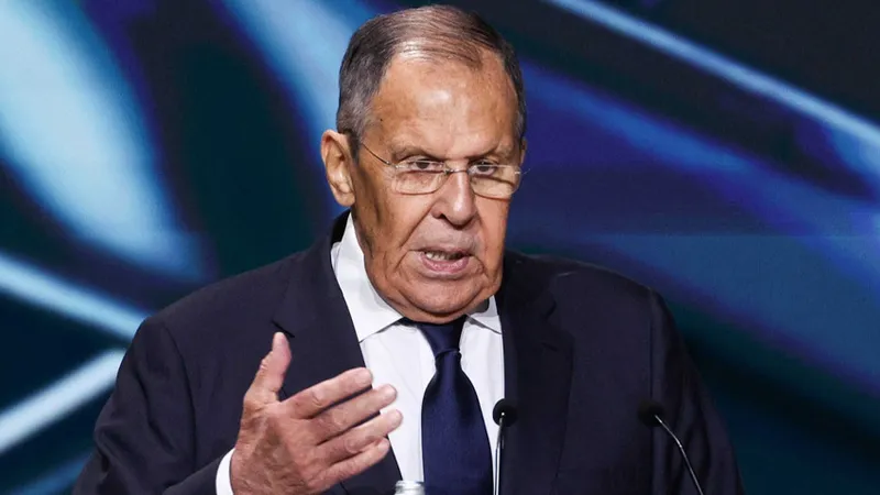 Rusya Dışişleri Bakanı Lavrov: Komşu ülkelerde NATO altyapısı kabul edilemez