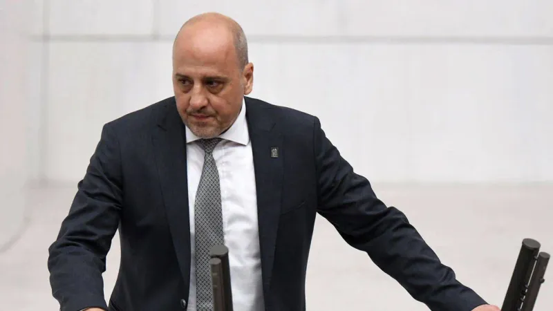 Ahmet Şık taburcu edildi, bypass süreci bekleniyor
