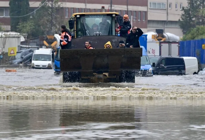 Bakan Çiftçi sel bilançosunu duyurdu: 2 bin 727 tahliye