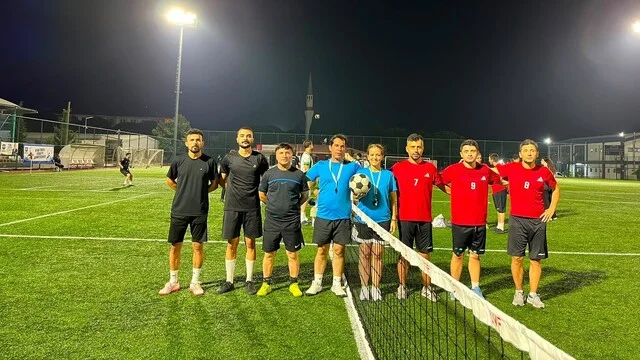 Gedizli antrenör uluslararası şampiyonada görev yapacak