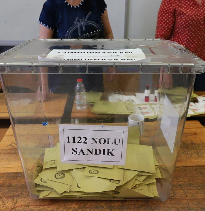 Seçim anketi: AKP, MHP ve tartışmalı CHP kanadında dikkat çeken düşüş