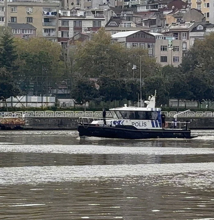 İstanbul'da sel bilançosu ağırlaşıyor: Ekipler bir kişinin daha cansız bedenini buldu