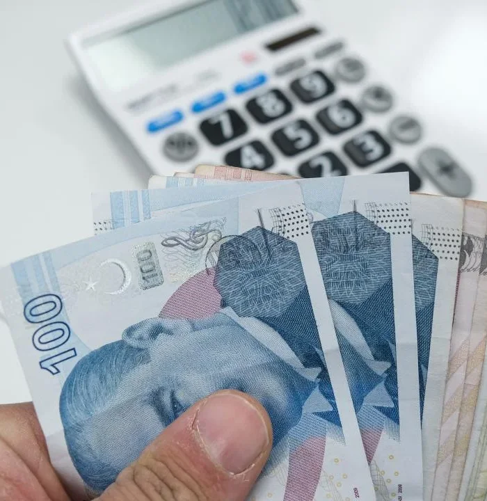 Ünlü ekonomistten 2027 asgari ücret tahmini: Yeni maaş 36 bin 500 TL olabilir