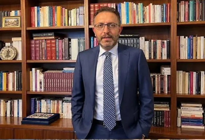 Erdoğan'ın eski başdanışmanı Ertan Aydın için yakalama kararı