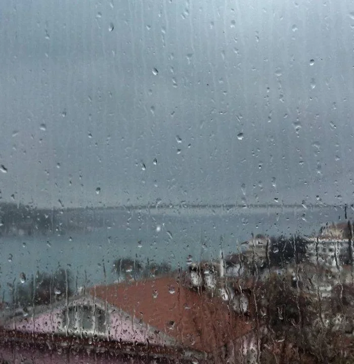Meteoroloji'den İstanbul ve çevre illere kuvvetli yağış uyarısı