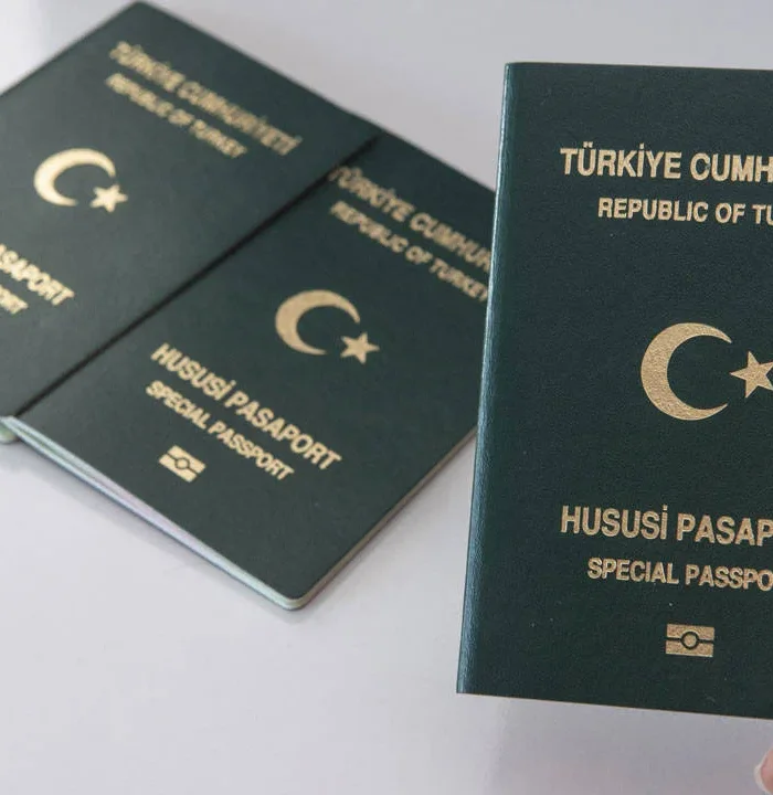 Özel okul öğretmenlerine yeşil pasaport teklifi Meclis'te