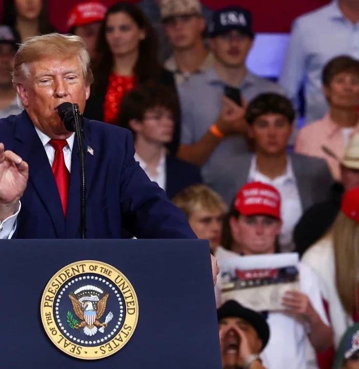 Trump'tan İran'a saldırı açıklaması: Her şey mümkün
