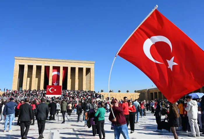 Türkiye Cumhuriyeti 103 yaşında: Siyasilerden kutlama mesajları