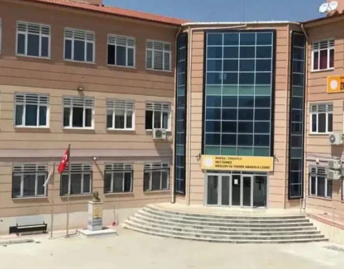 Öğretmen Atatürk'e Hakaret İddiası Soruşturuluyor