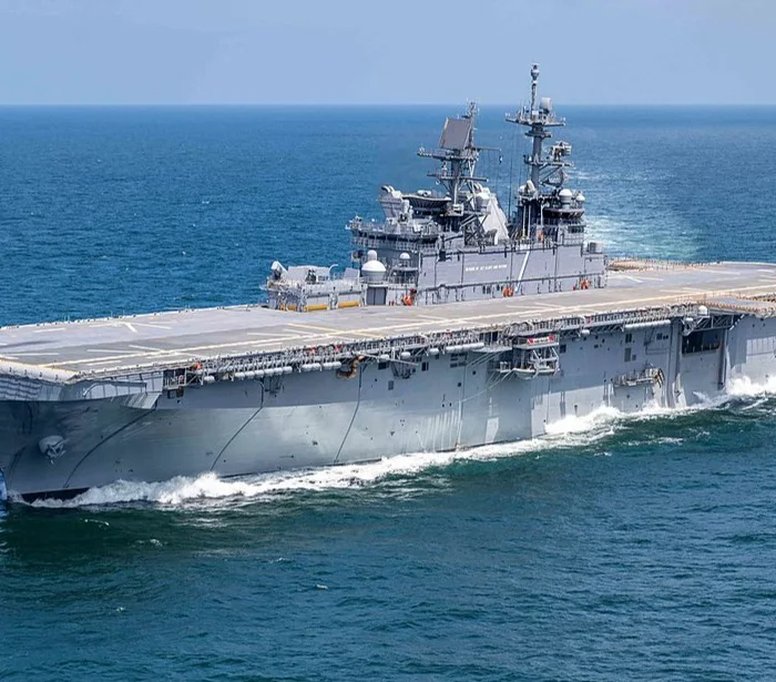 USS Tripoli Orta Doğu bölgesine 3 bin 500 askerle ulaştı