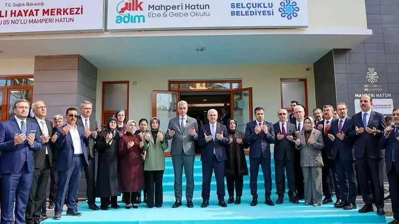 Selçuklu'da İki Yeni Sağlık Tesisi Açıldı