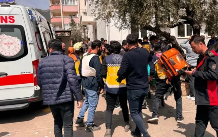 Kahramanmaraş’ta orta okula silahlı saldırı: Ölü ve yaralılar var… Yayın yasağı getirildi