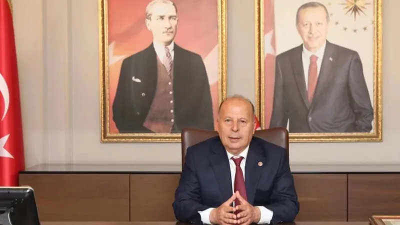 Yüreğir Belediye Başkanı görevden uzaklaştırıldı