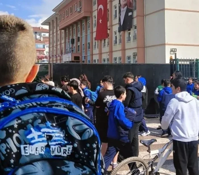 5. sınıf öğrencisi 3 gün okula tabancayla geldi