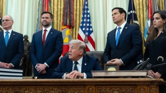 Trump duyurdu: İsrail-Lübnan hattına ateşkes uzadı