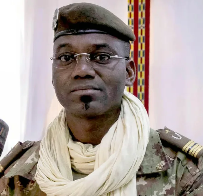 Mali'de savunma bakanı öldürüldü