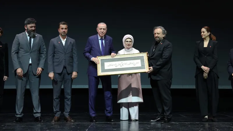 Cumhurbaşkanı Erdoğan, film galasına katıldı