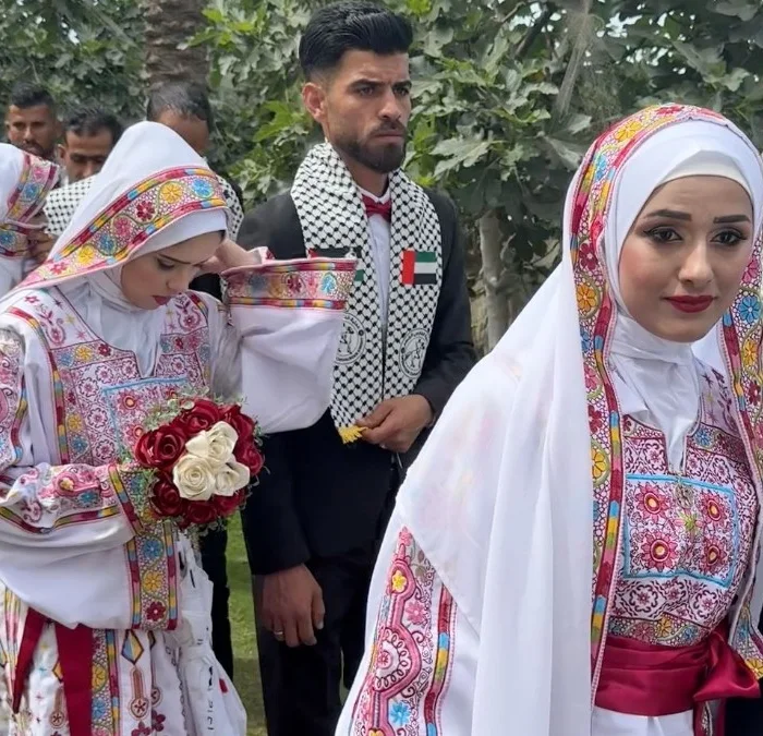 Gazze’de Umut Töreni: 300 Çift Aynı Anda Dünyaevine Girdi