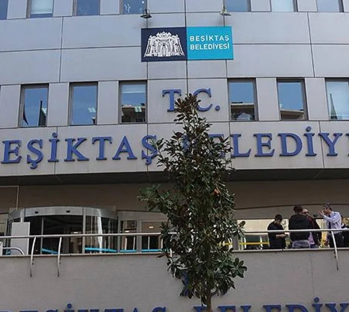 Beşiktaş Belediyesi'ne operasyon: 5 gözaltı
