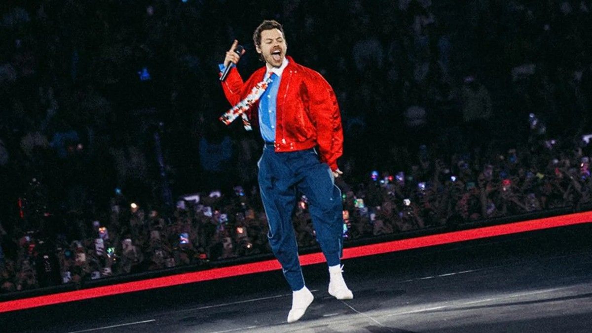 Harry Styles turnesinde “görüş engeli” krizi