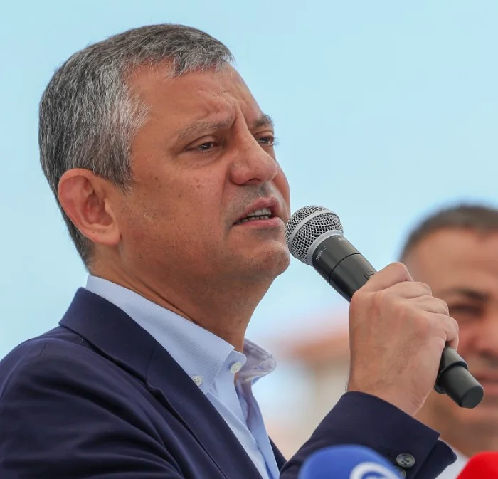 Özgür Özel: Gerekirse başımı vereceğim ama baş eğmeyeceğim