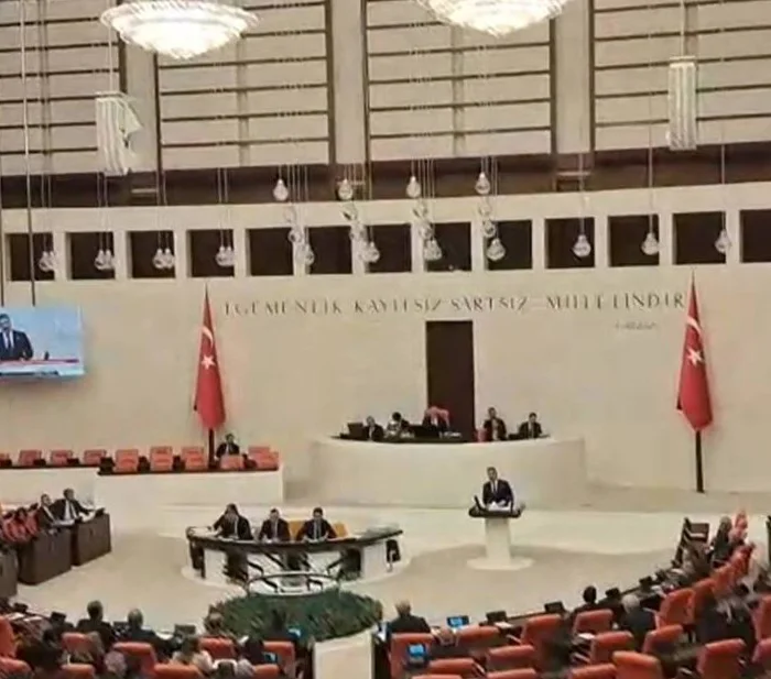 12 milletvekili hakkında fezleke
