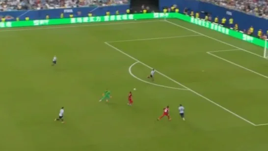 Muslera'nın iki büyük hatası Uruguay'a beraberliği getirdi