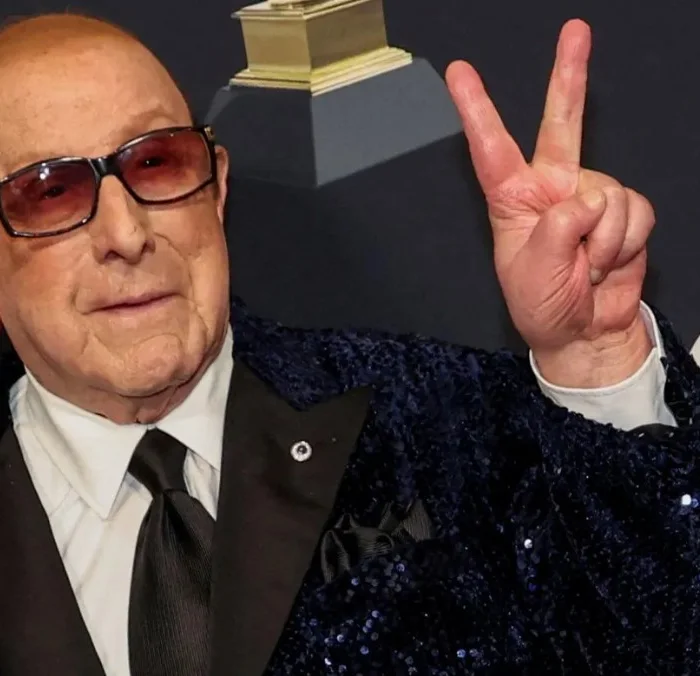 Müzik dünyasının efsane ismi Clive Davis hayatını kaybetti