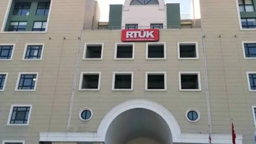 RTÜK'ten İki Kanala Yayın Yasağı Cezası: "Sistematik İhlal Yapıldı"
