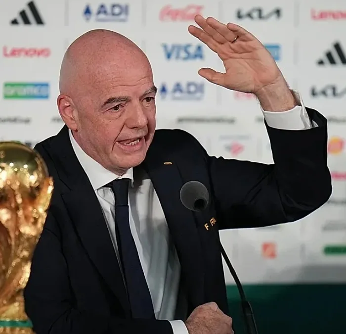 FIFA Başkanı Infantino'dan 'su molası' eleştirilerine yanıt