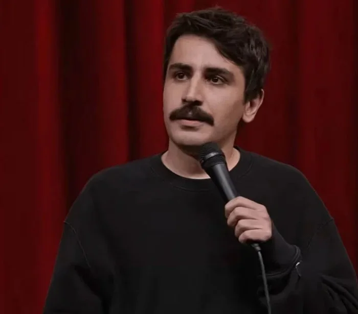 Komedyen Deniz Göktaş ters kelepçeyle mi gözaltına alındı