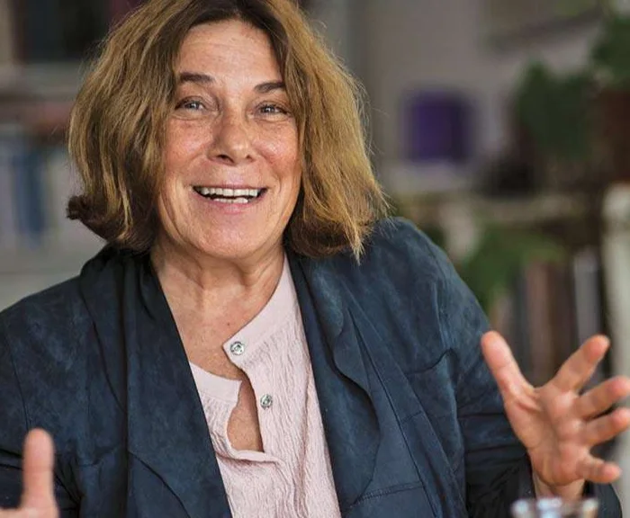 İstanbul’un Kitap Kokan Aralığı: Bu Yıl Latife Tekin Var