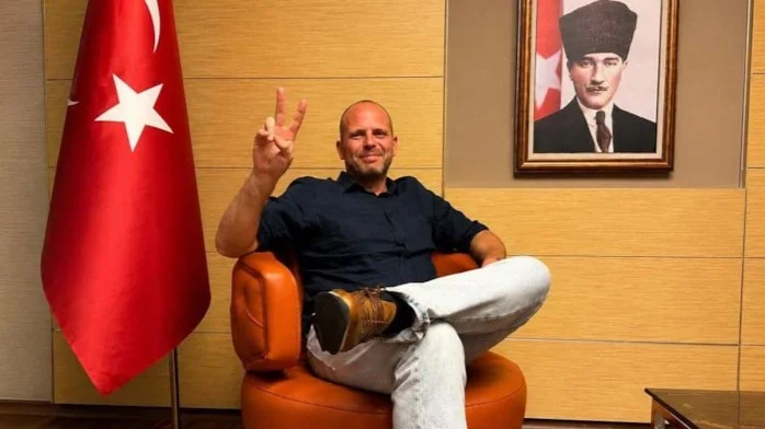 Belçikalı bakan özür diledi paylaşımı sildi
