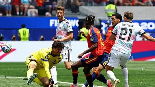 İspanya, Belçika'yı eleyerek yarı finale yükseldi