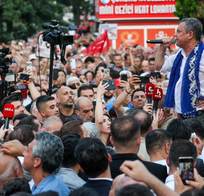 CHP lideri Özgür Özel: "Çok yakında ya bir yol açacağız ya bir yol bulacağız"