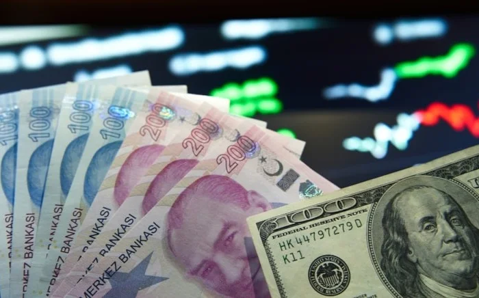 Döviz kurlarında yeni rekor: Dolar 47 Lirayı, Euro 53 Lirayı aştı