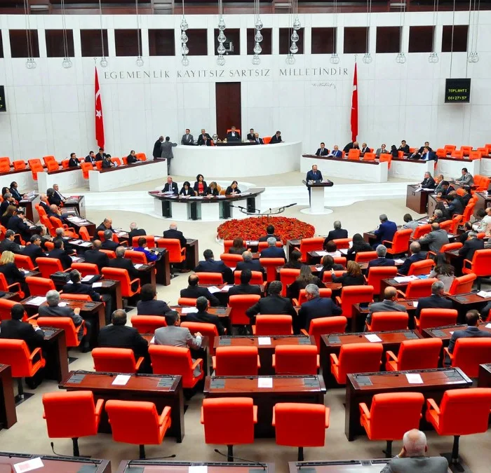 Suça sürüklenen çocuklara yeni düzenleme: Teklif TBMM'de