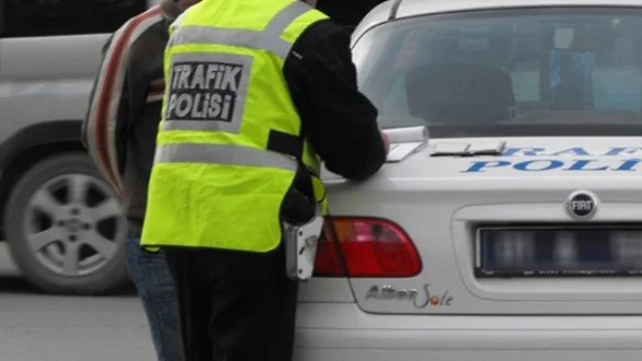 Trafik cezasında 40 bin liralık vekalet riski