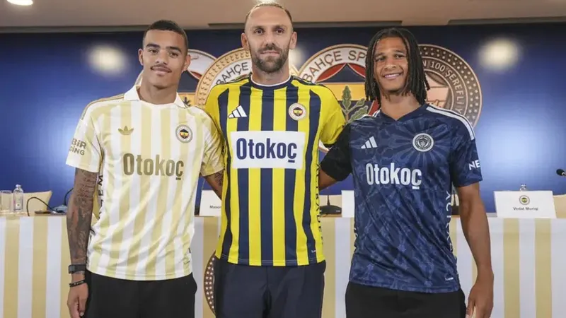 Fenerbahçe'de Ake ve Greenwood UEFA listesine eklendi